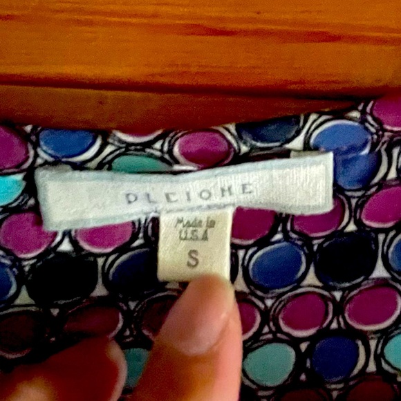 Pleione sleeveless blouse in S - Picture 4 of 4